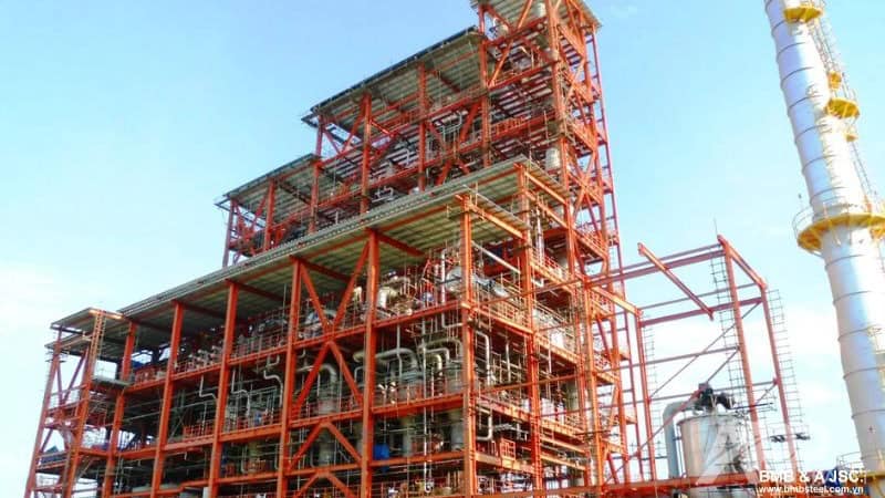 Bảng so sánh kỹ thuật (Technical Comparison) giúp phát hiện các sai lệch về vật tư và khối lượng.